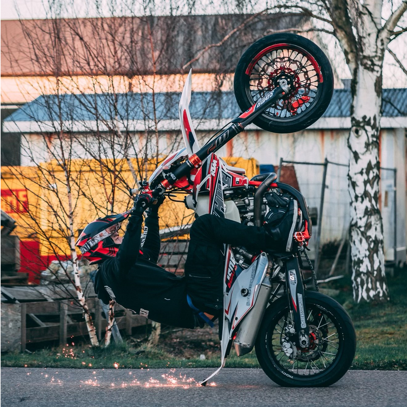 FULL CUSTOM GRAPHICS KIT