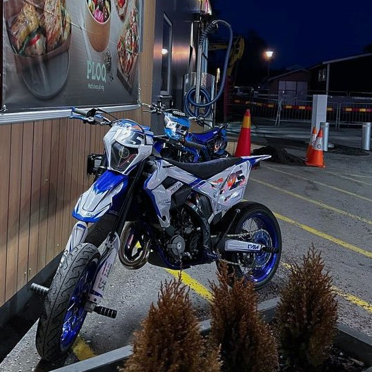 FULL CUSTOM GRAPHICS KIT