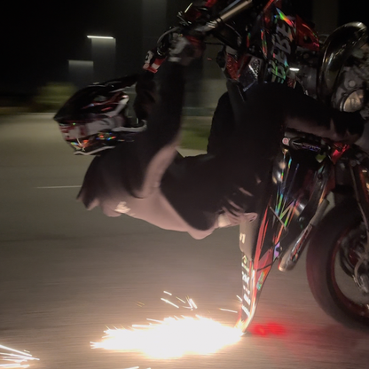 STREAK - TAIL SCRAPER (White/Black)